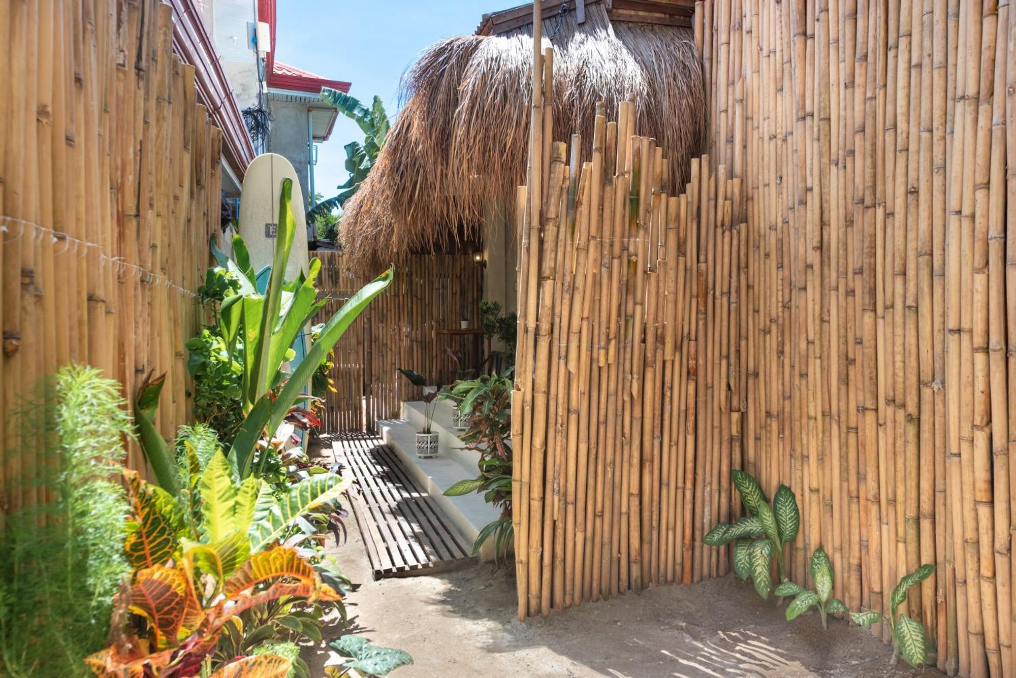 Gratitude Inn General Luna  Exterior foto
